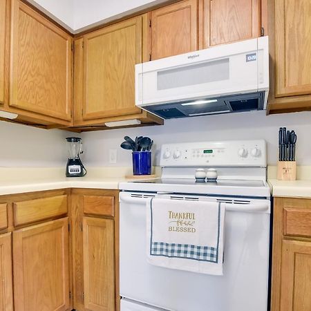 Sunny Condo - Private Ocean Isle Beach Access! Εξωτερικό φωτογραφία